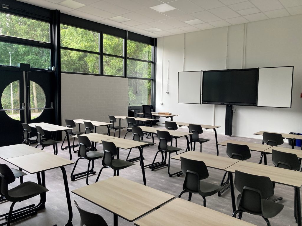 Uitbreiding schoonmaakcontract Coenecoop College